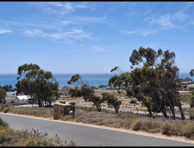 LAND FOR SALE IN SANDY POINT